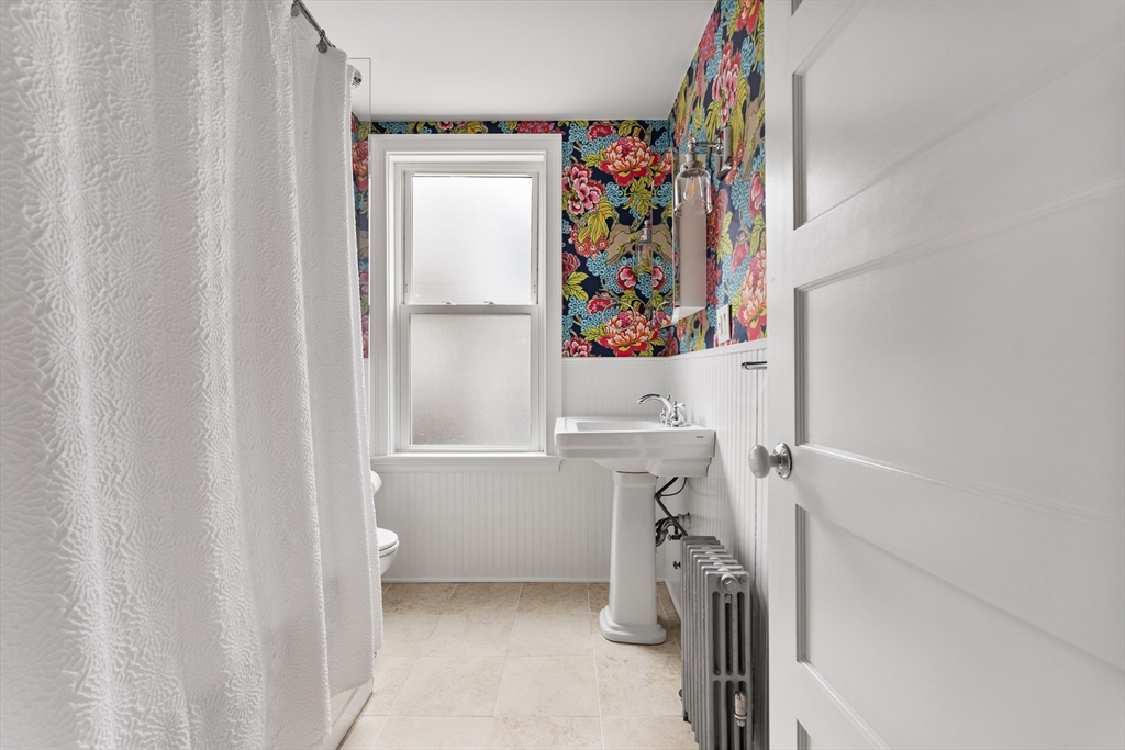 17 Atlantic St, South Boston