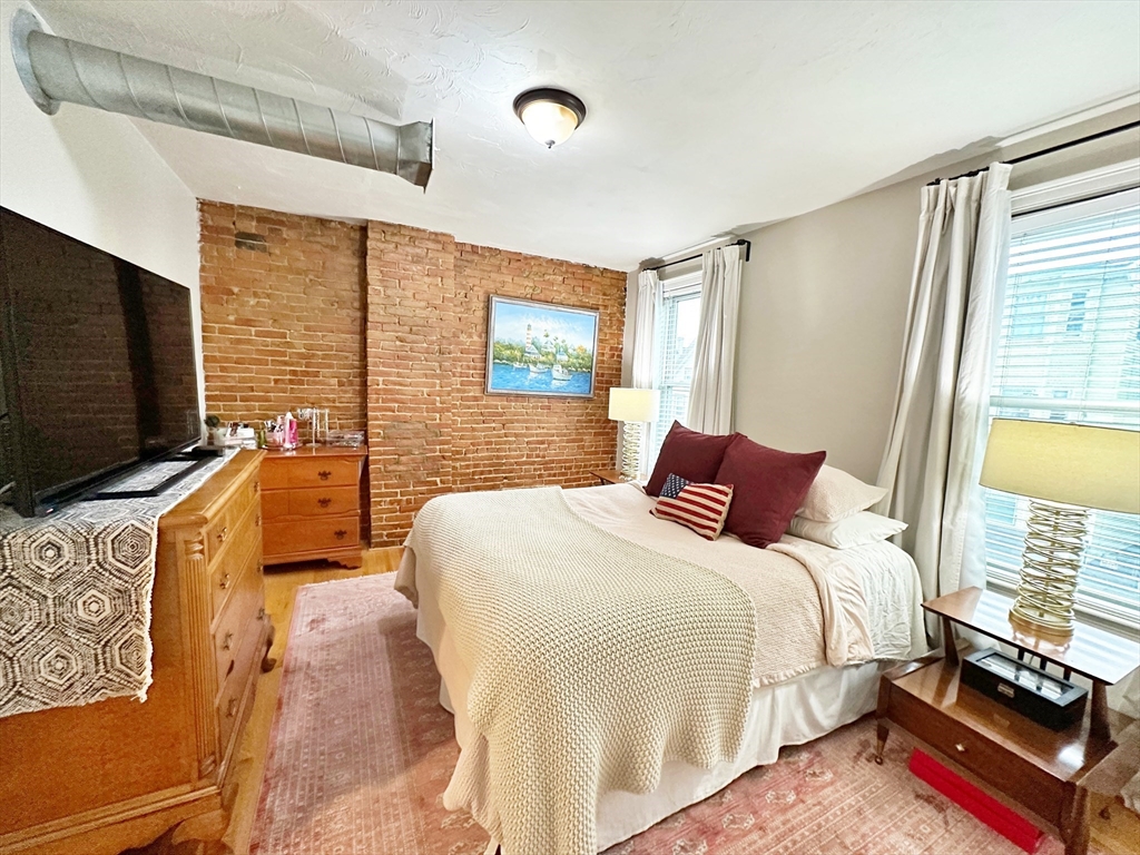 176 Princeton St, East Boston