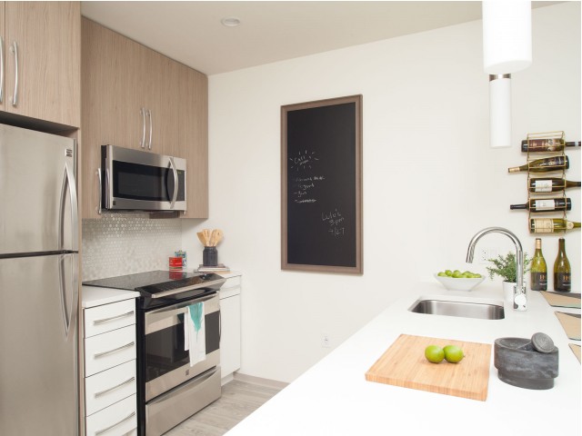 1 bed, 1 bath apartment for rent at 75 Braintree St Unit 313, Allston