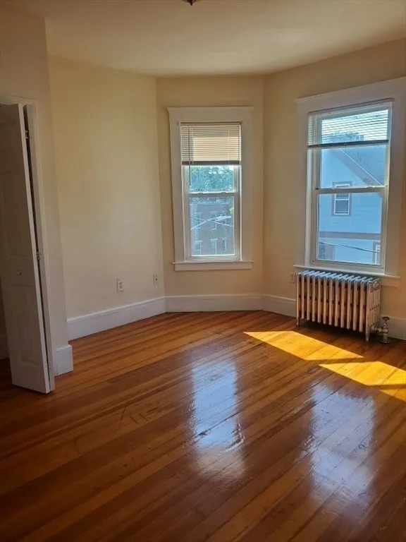 12 Gayland St, Roxbury