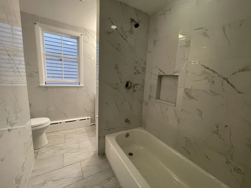 338 K St, South Boston