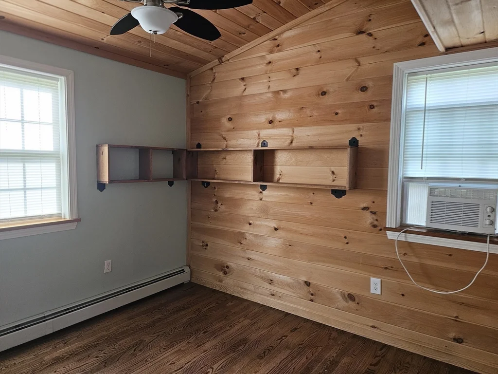 26 Purchase St, Rehoboth