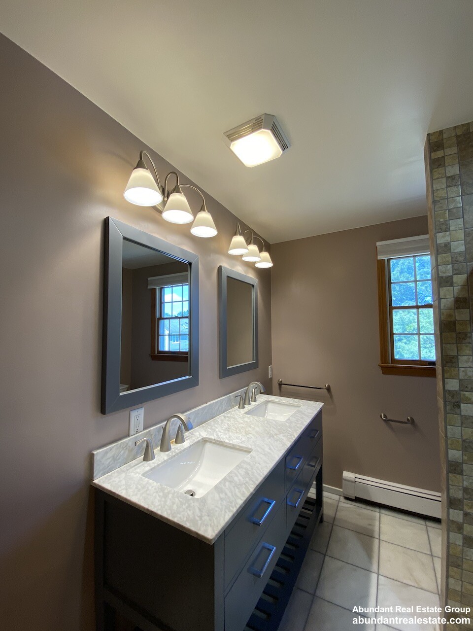 31 Helen St, North Waltham