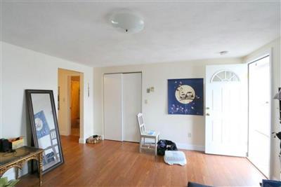 128 Pine St, The Port