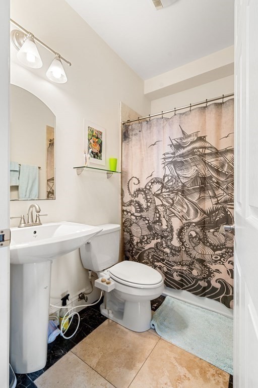 210 Summer St, Spring Hill