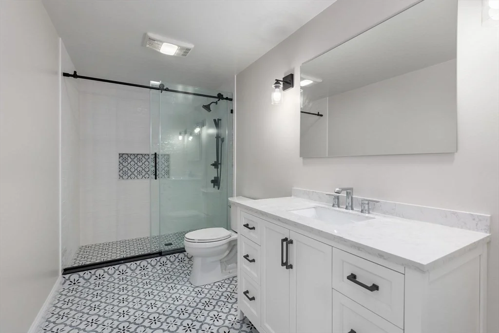 11 Bobolink Rd, Newton Lower Falls