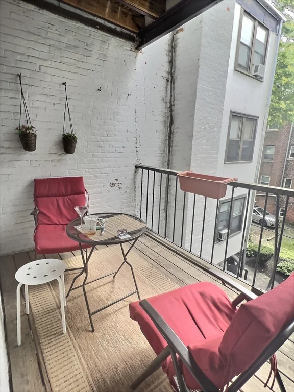 397 Harvard, Coolidge Corner