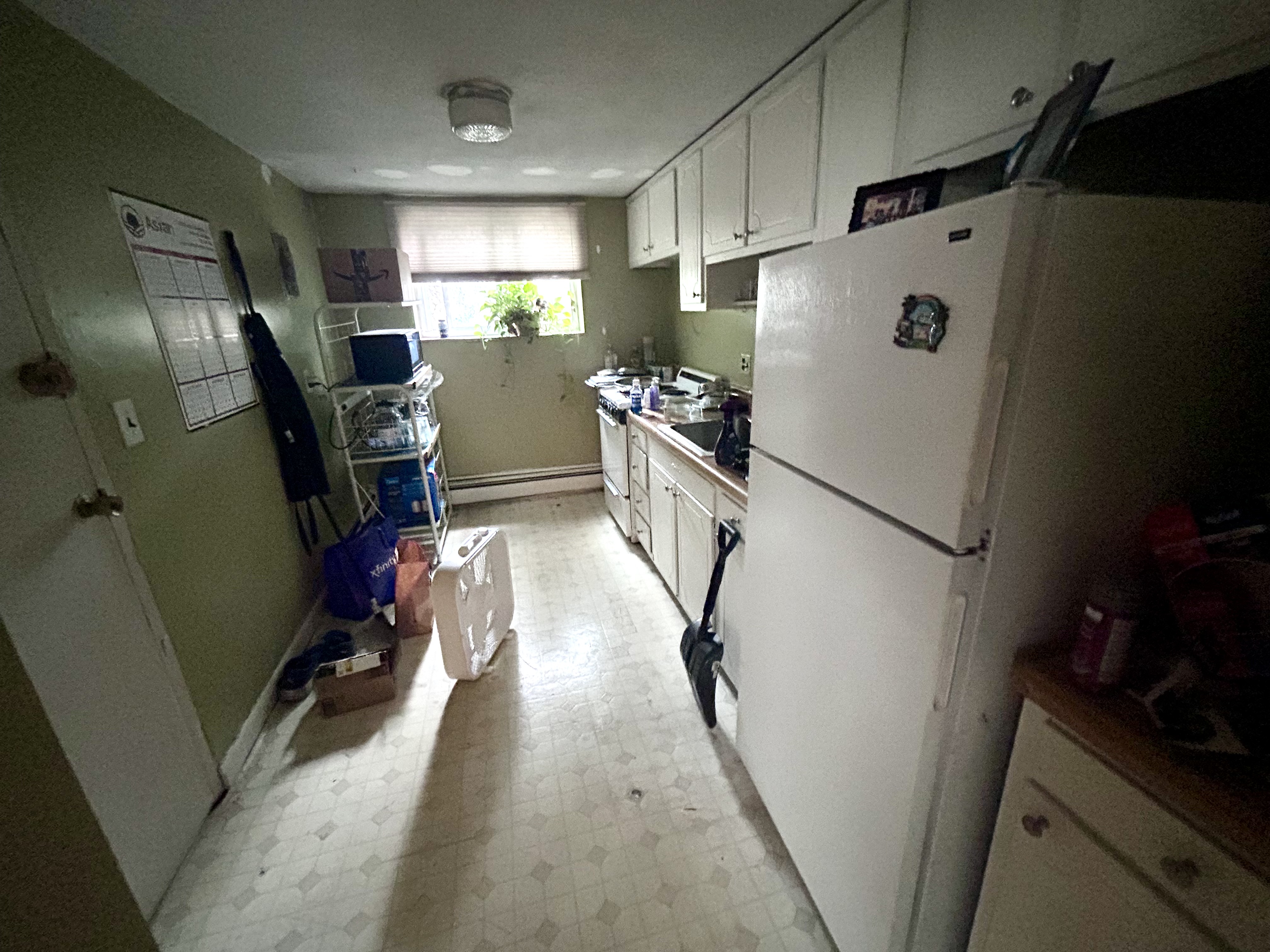 33 Westgate Rd, Chestnut Hill