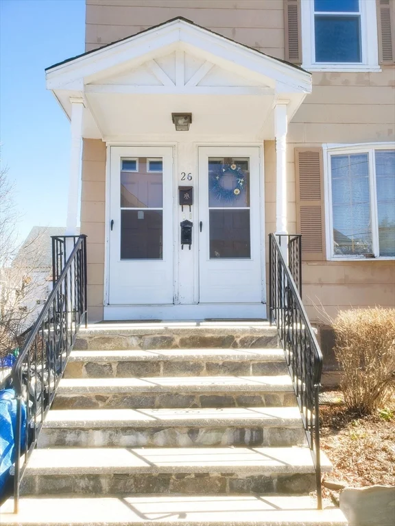 26 Arlington St, Lowell