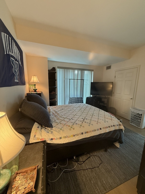 1 Nassau St, Chinatown