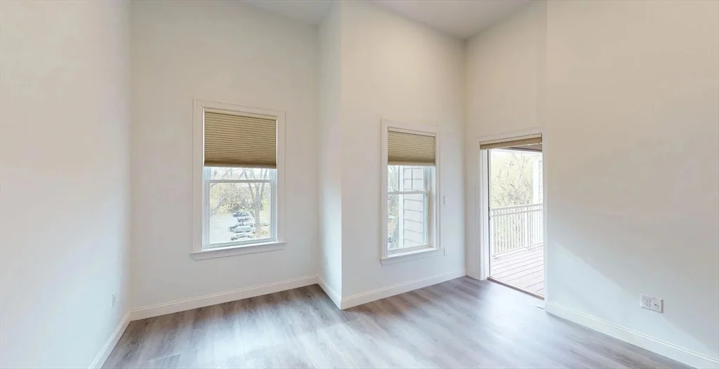 320 Middlesex Ave, Wellington