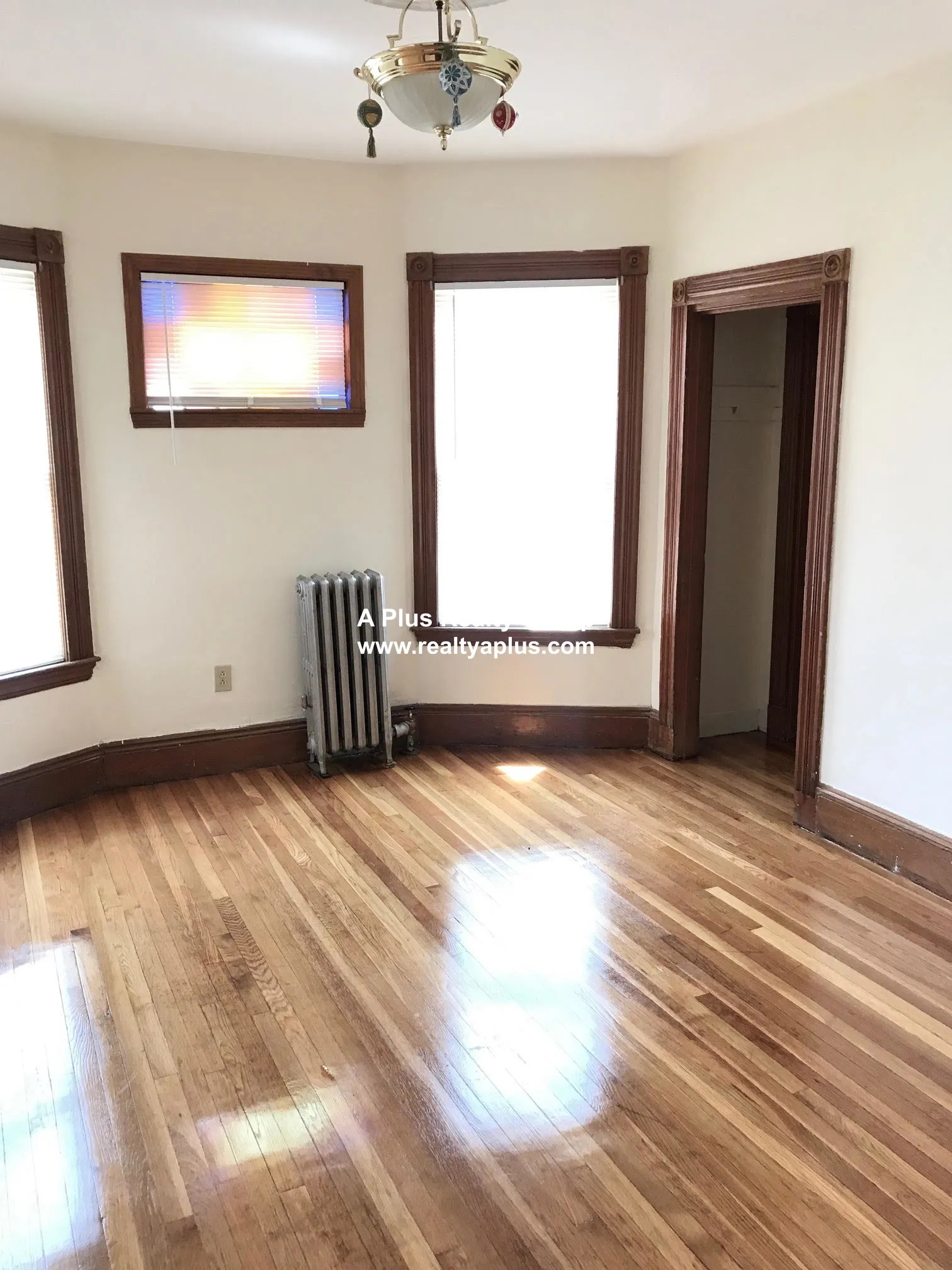 336 Centre St, Jamaica Plain