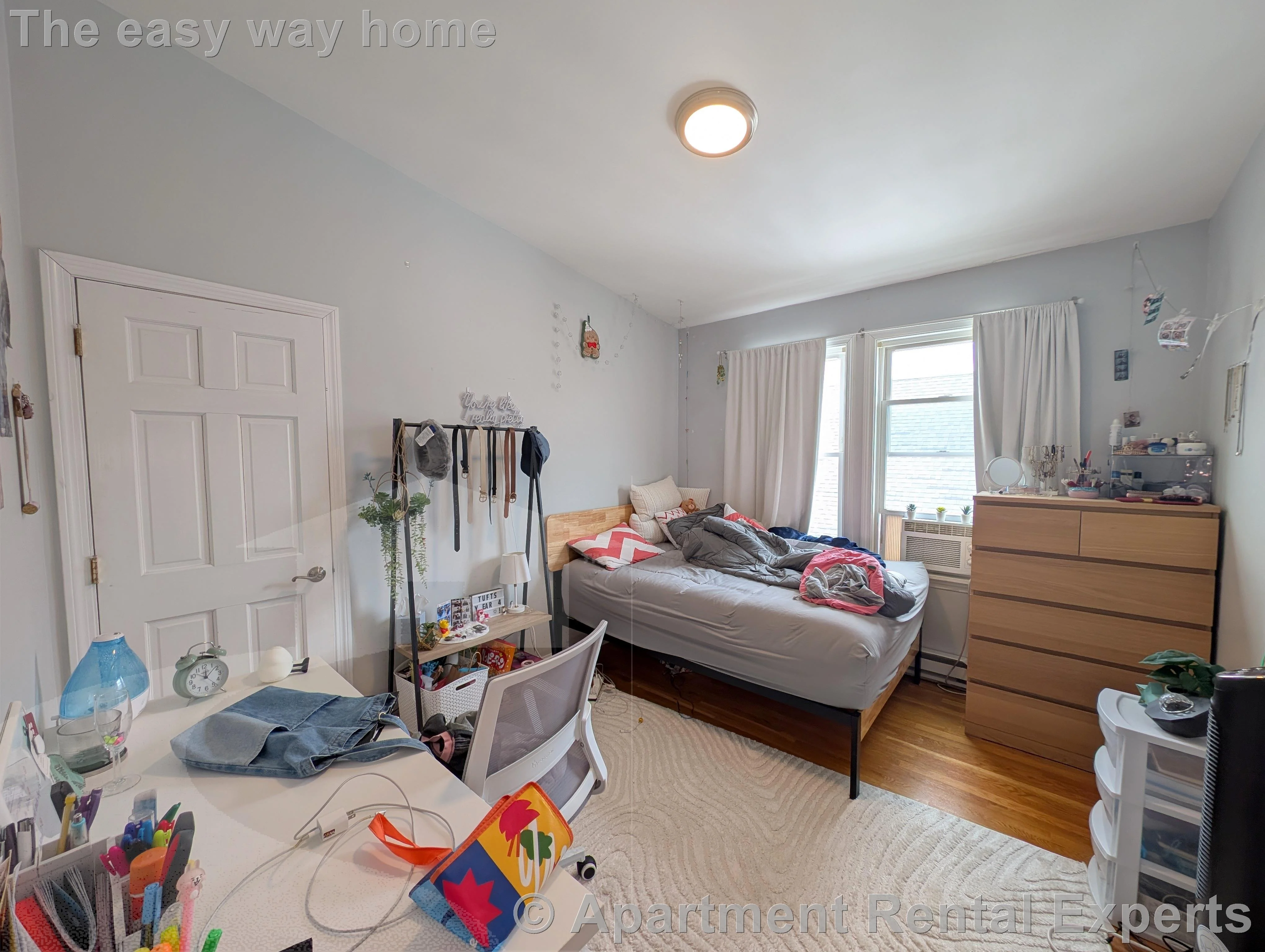 16 Curtis Ave, Tufts