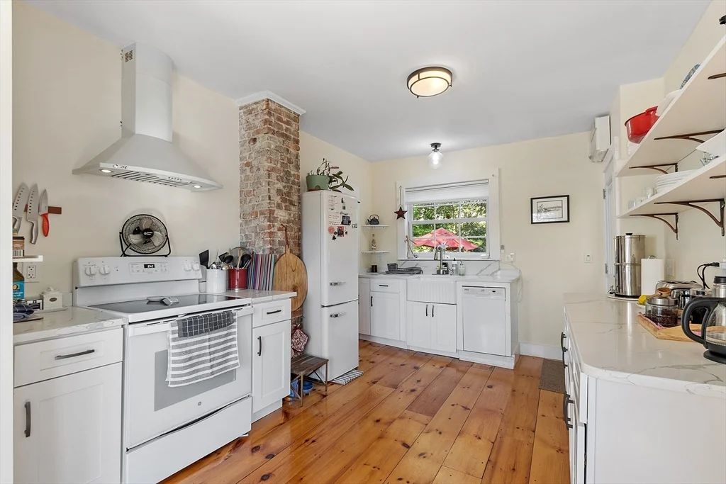 1101 Washington St, Lanesville