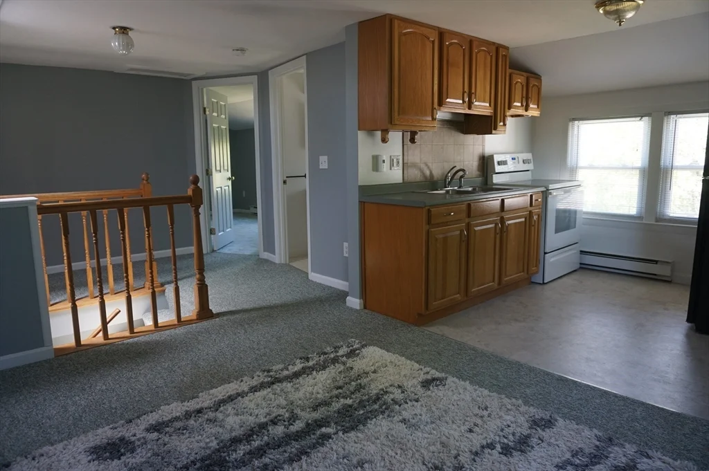 34 Fairview Ave, Groton