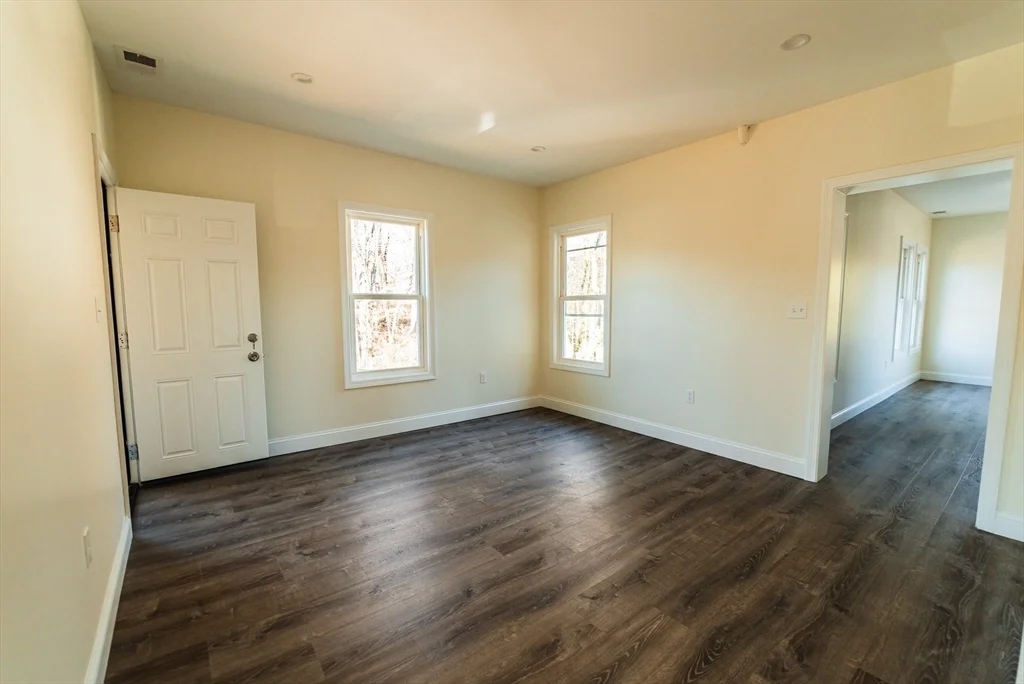 340 East Main St, East Brookfield
