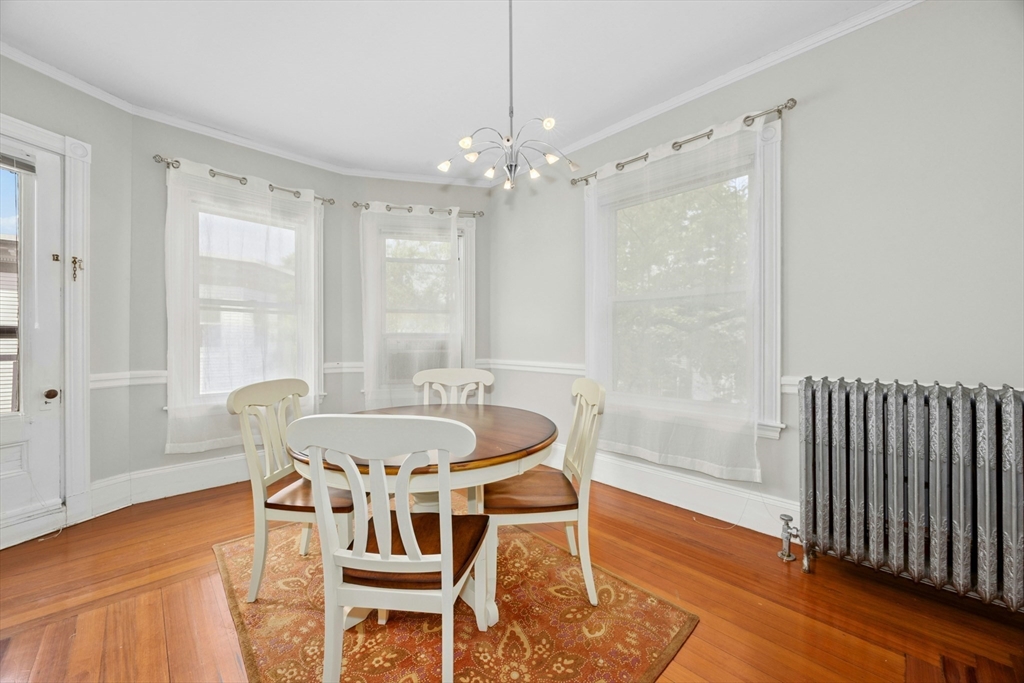 28 Stanton Rd, Brookline