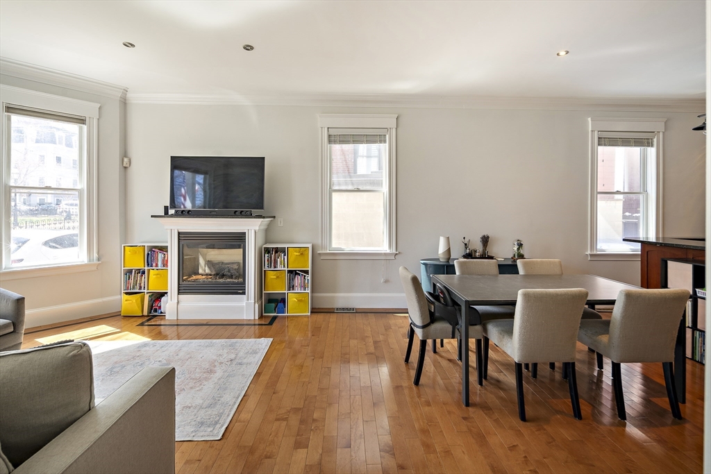 3 Seaver St, East Boston