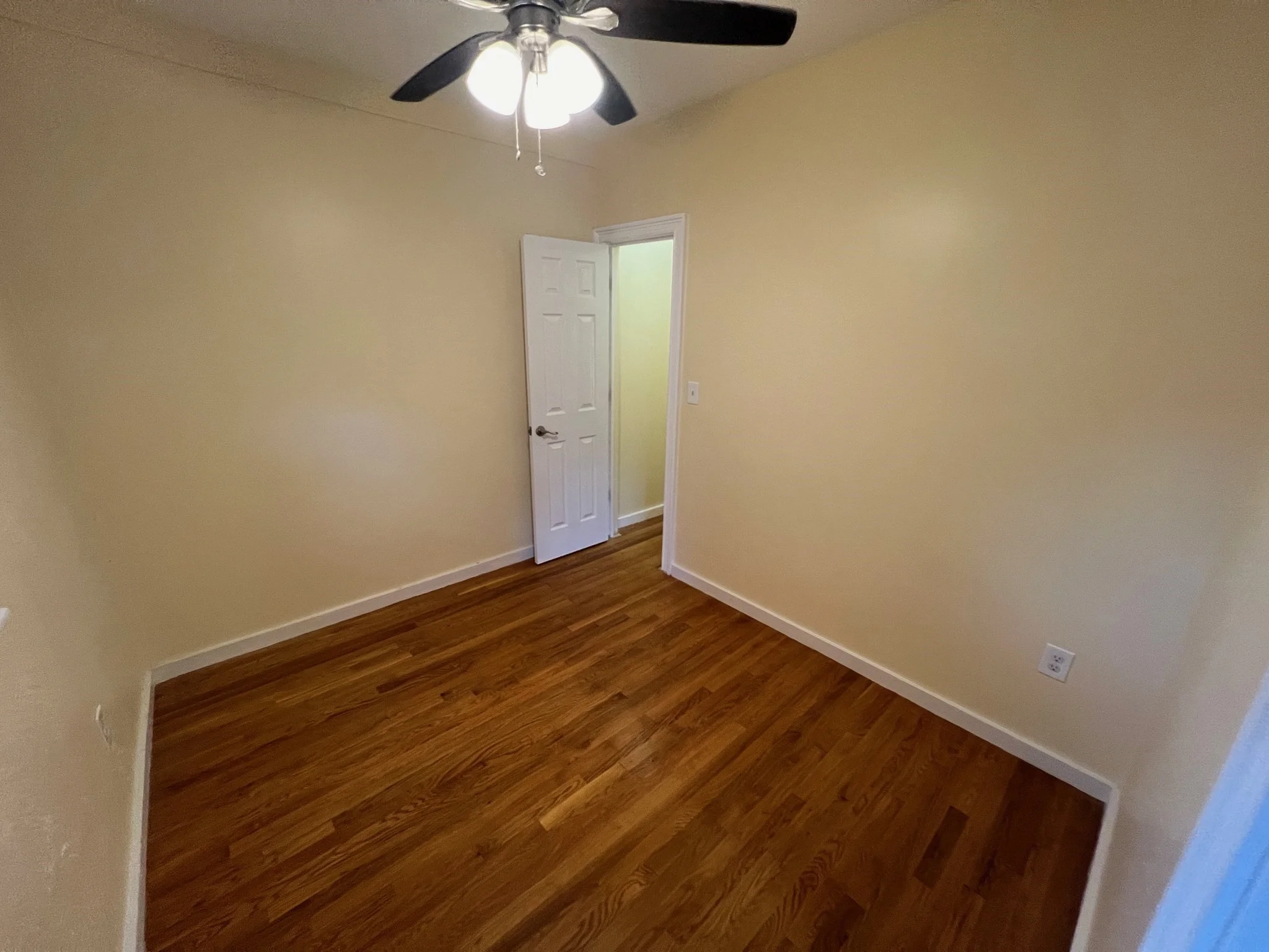 2 Otis St, East Somerville