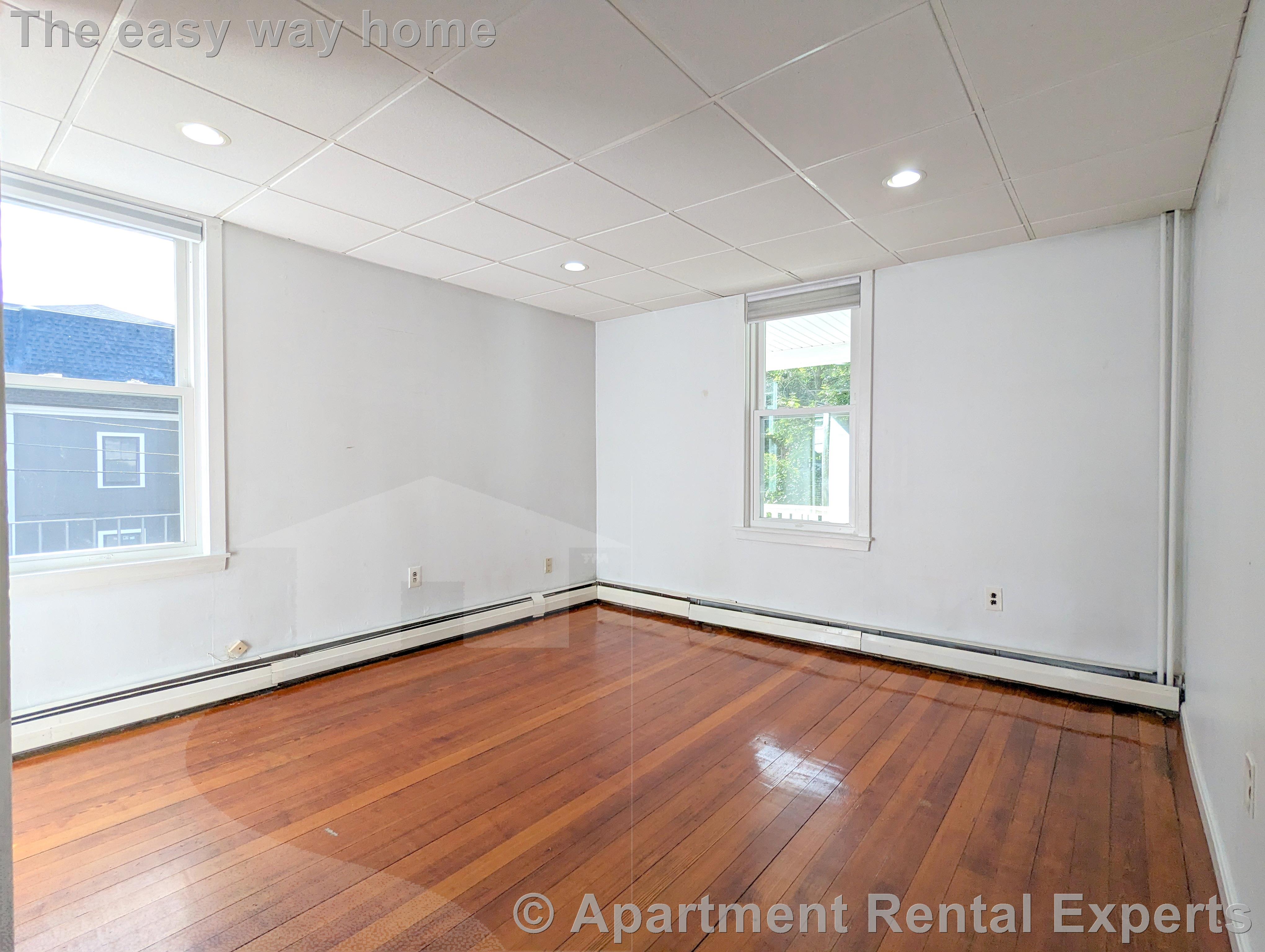 67 Putnam St, Spring Hill