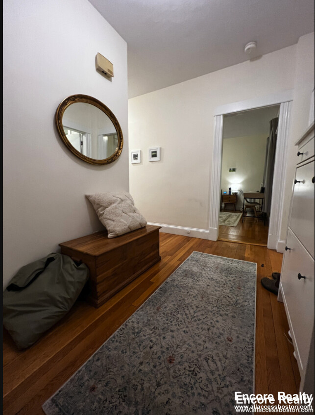 33 Stearns Rd, Coolidge Corner