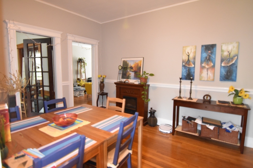 9 Greenway Ct, Coolidge Corner