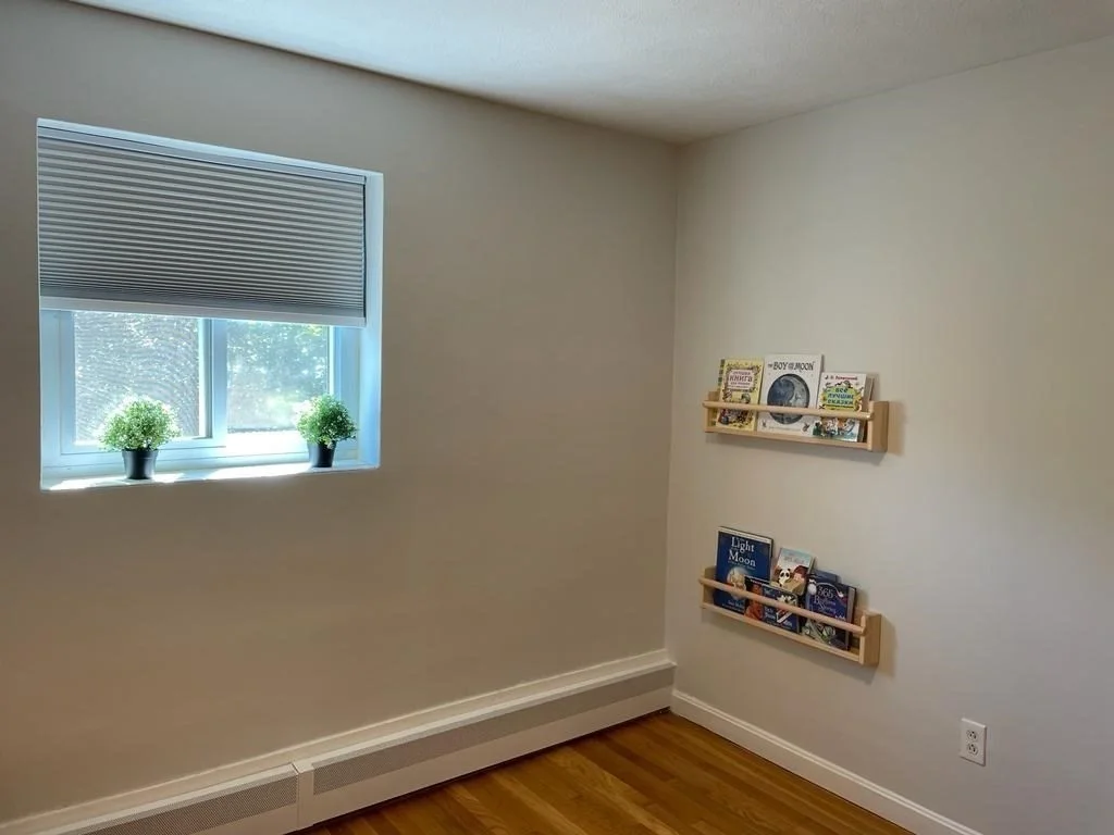 34 Bryon Rd, Chestnut Hill