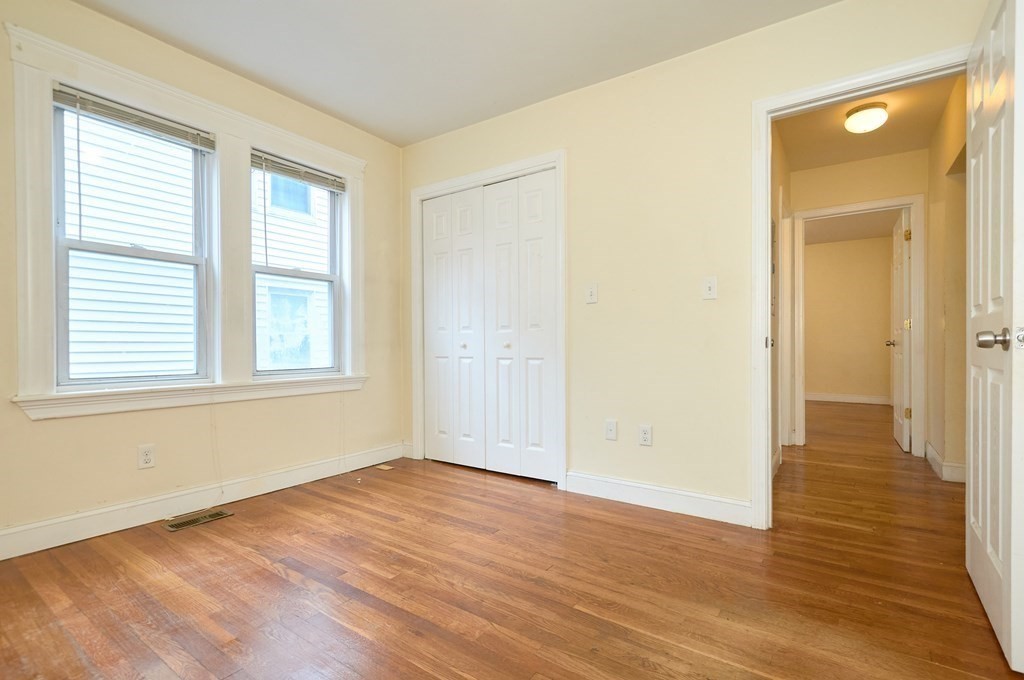 9 Mission St, Mission Hill