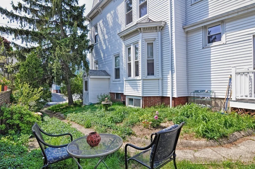 5 Austin, East Somerville