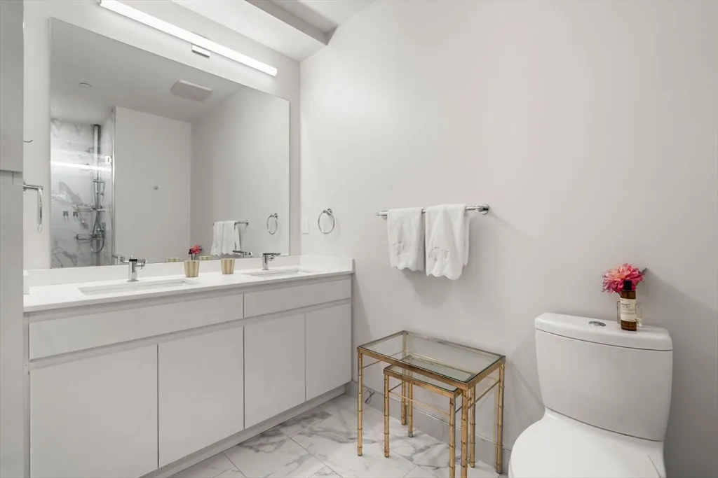 45 West 3rd St, South Boston