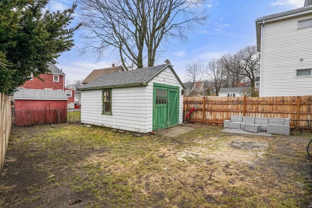 16 Gordon St, Malden