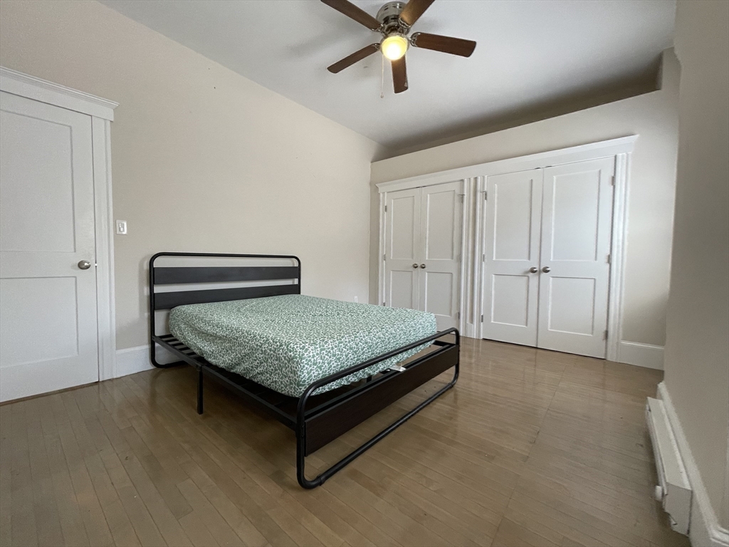 996 Chestnut St, Newton Upper Falls