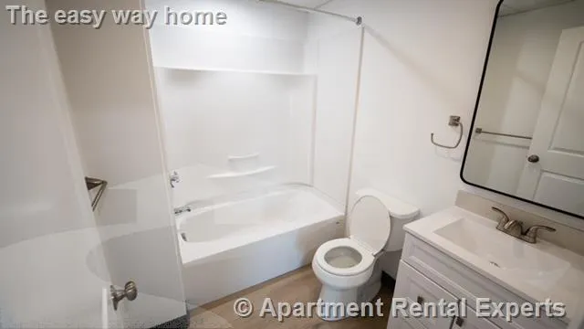 301 Boston Ave, Tufts