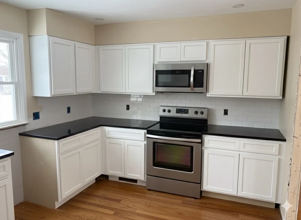 6 Highland Circle, Hadley