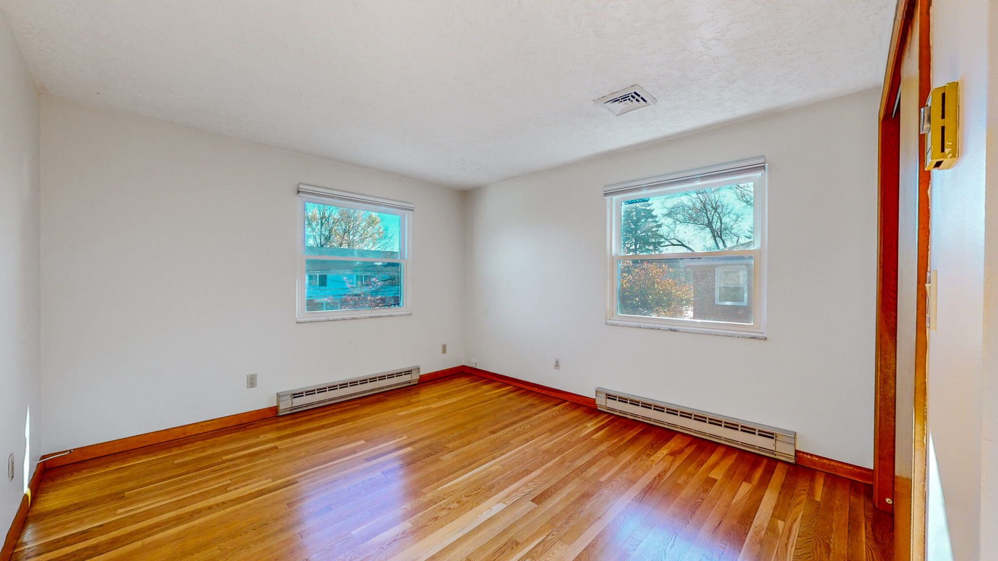 3 bed, 2 bath apartment for rent at 21 Ashmont Rd, Nonantum — photo 17 of 24