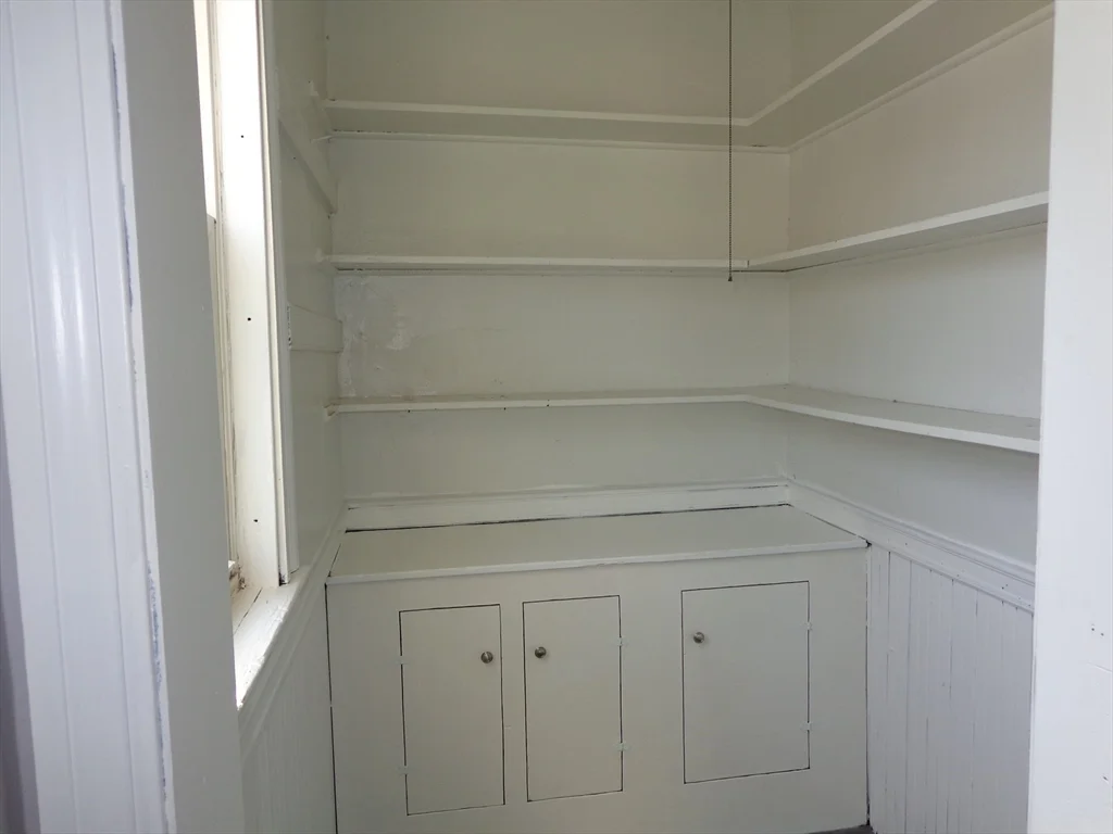 411 Mt Auburn St, Watertown