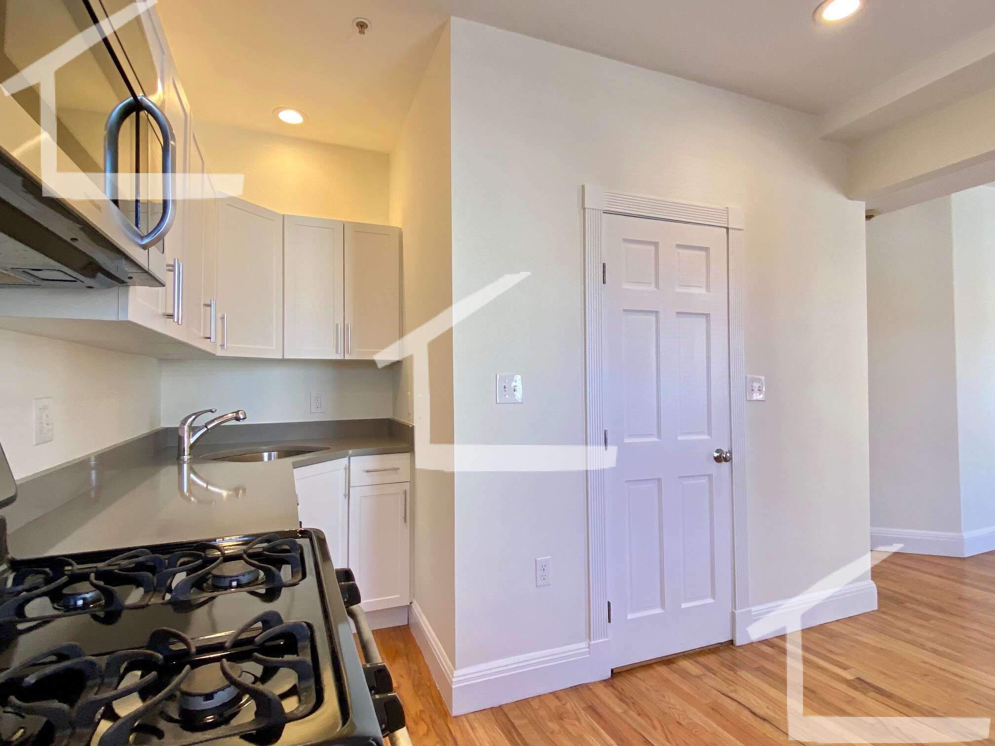 10 Brainerd Rd, Allston