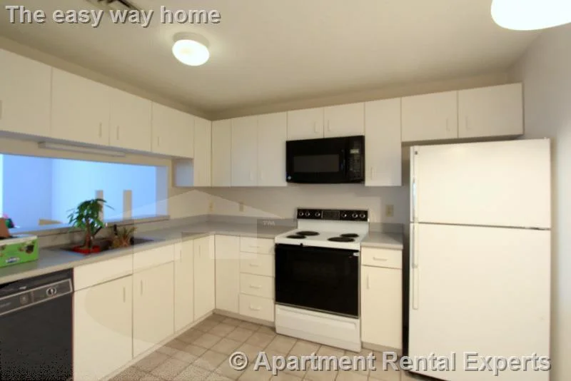 175 Beacon St, Ward Two