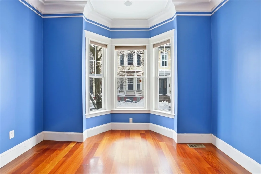 17 Gates, South Boston