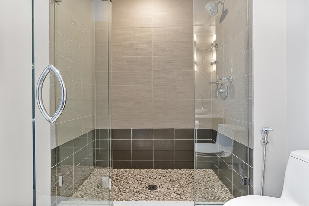 110 Stuart St, Downtown