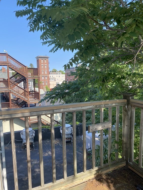 663 East Broadway, South Boston