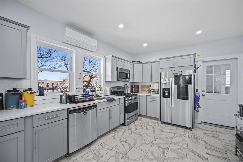 455 Broadway, Winter Hill