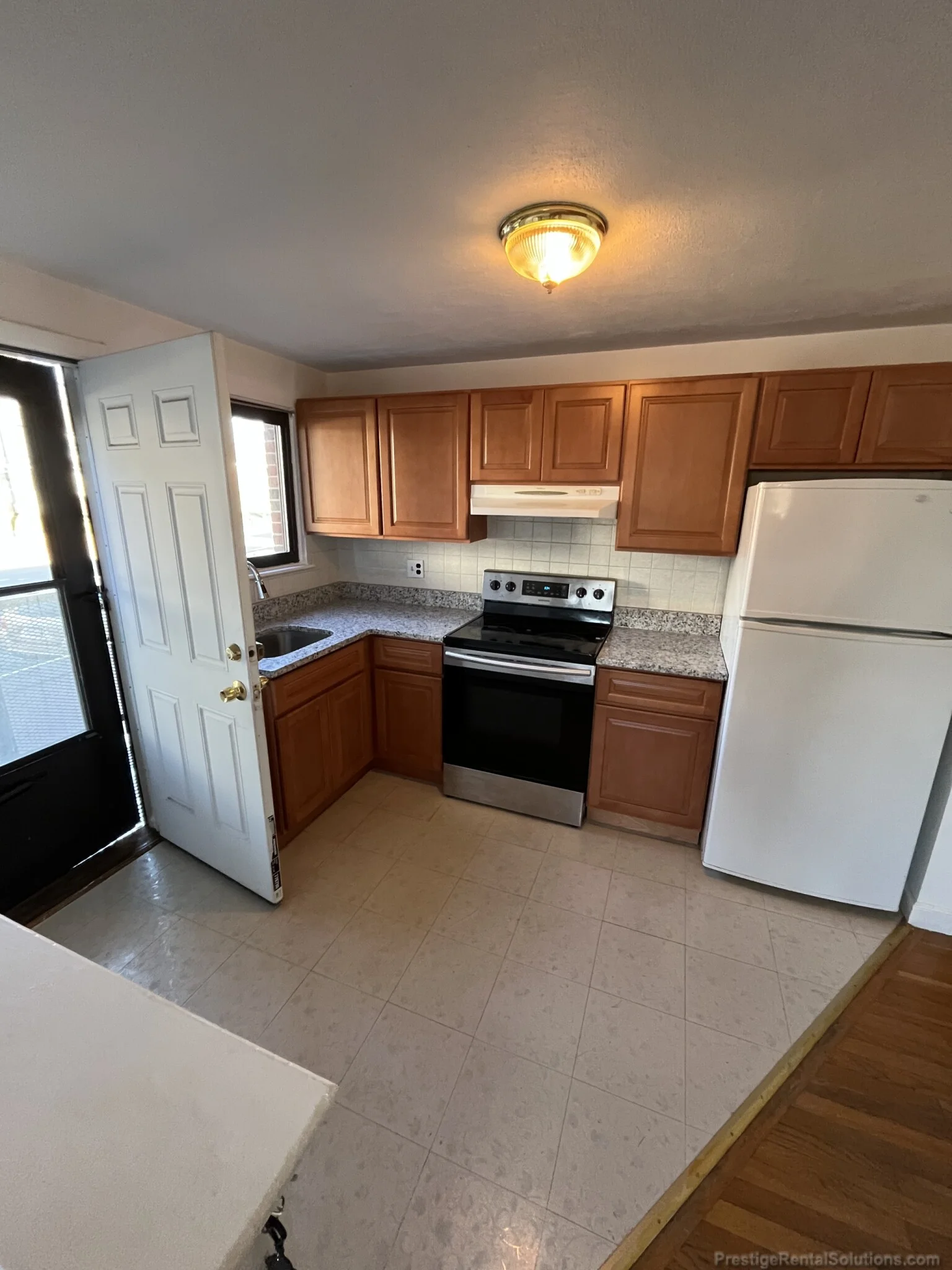 2 Winthrop St, Watertown