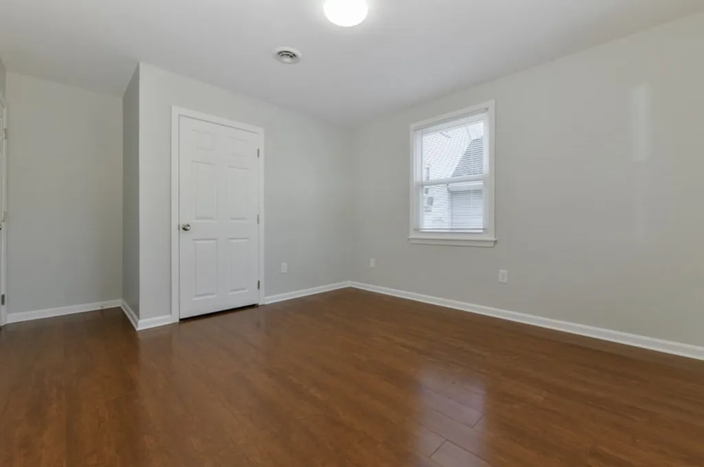 19 Fuller St, Dorchester