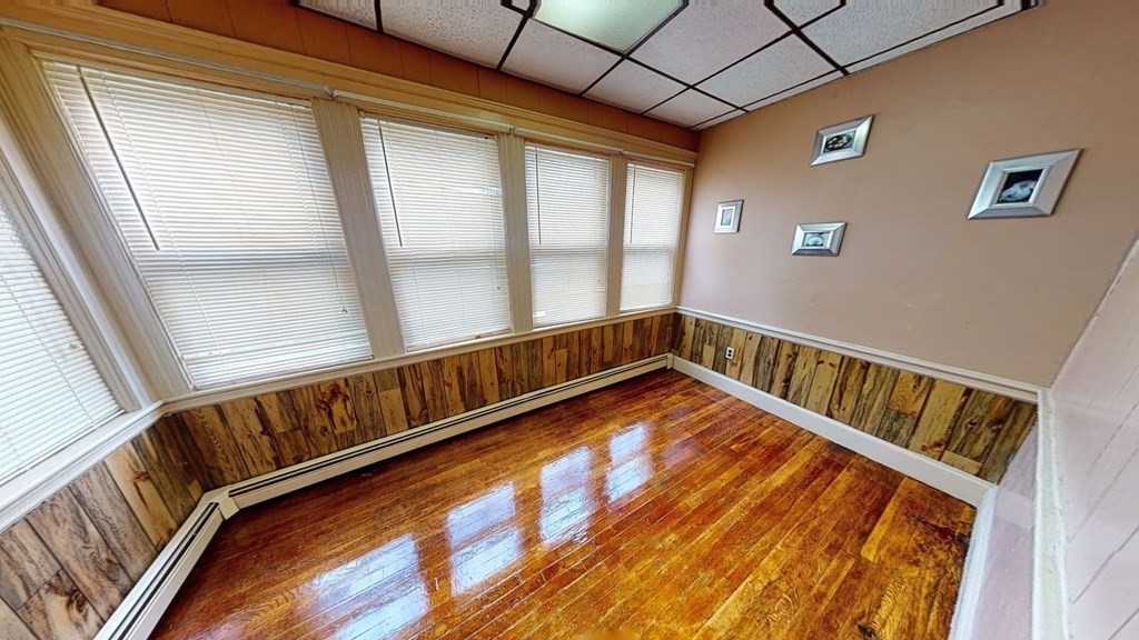 23 Waumbeck St, Roxbury