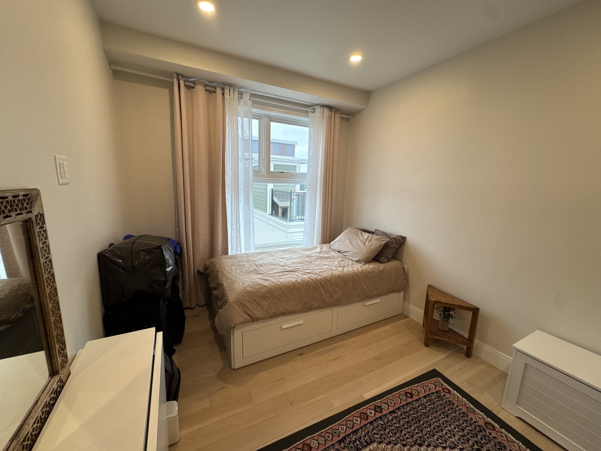 71 Border St, East Boston