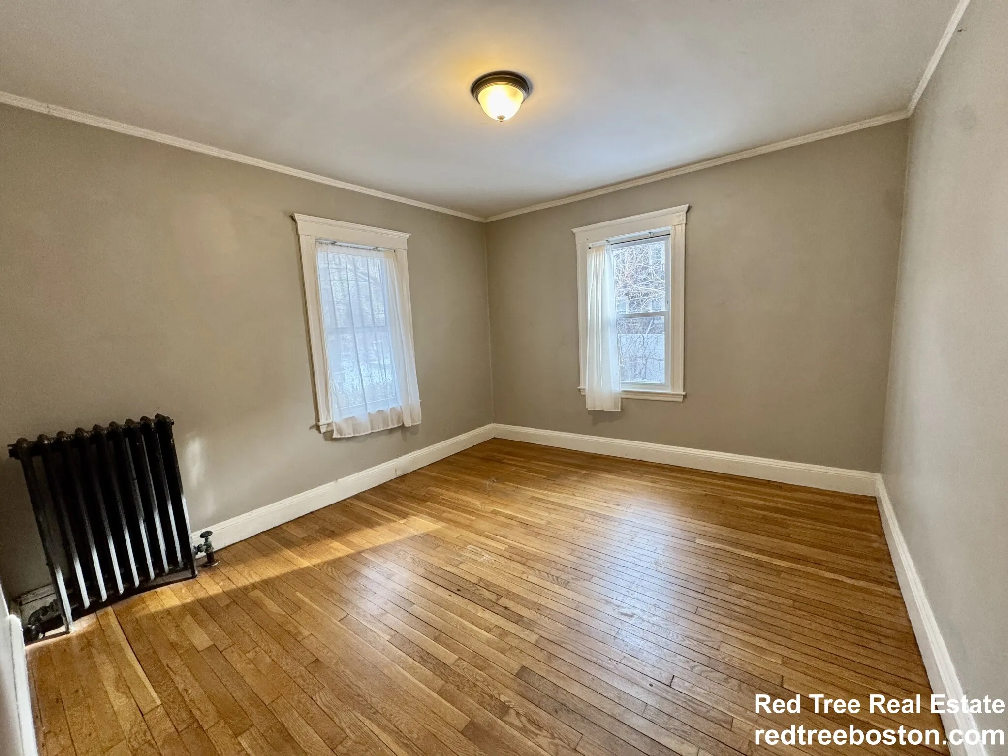 12 Saint Peter St, Jamaica Plain