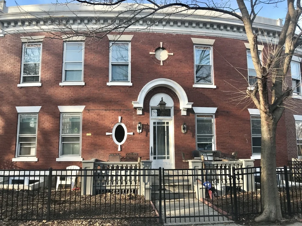 1767 Commonwealth Ave, Brighton