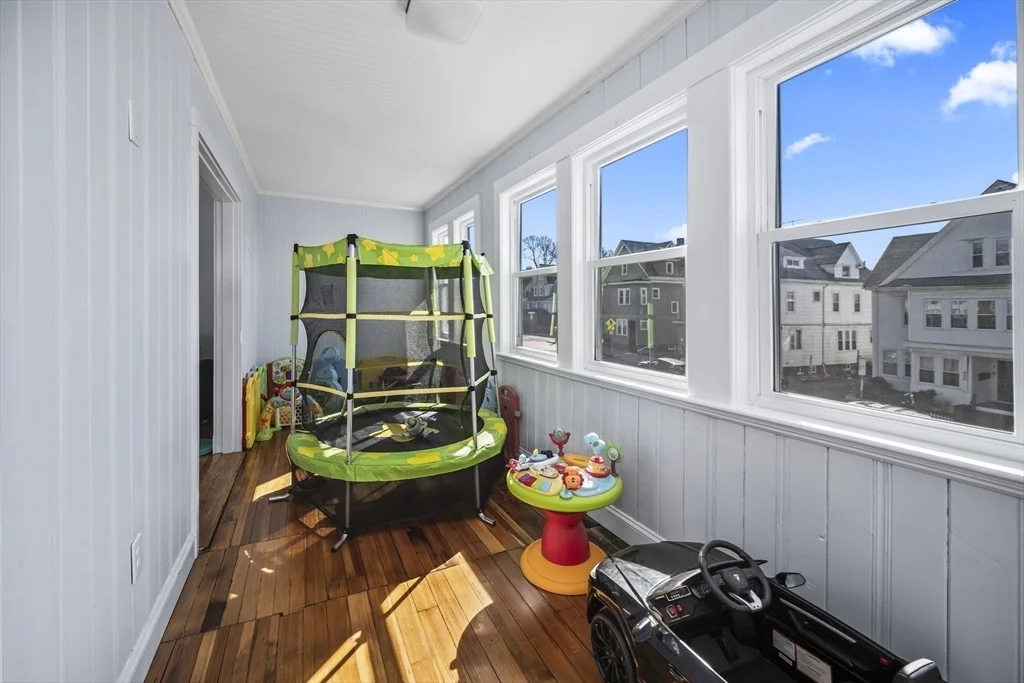 455 Broadway, Winter Hill