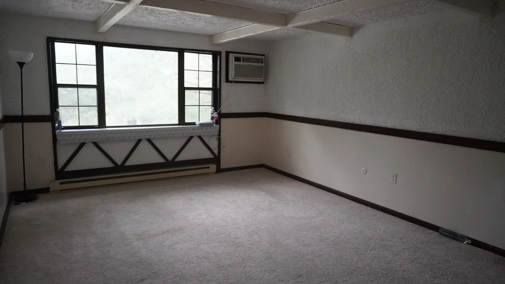 53 Swanson Ct, Boxborough